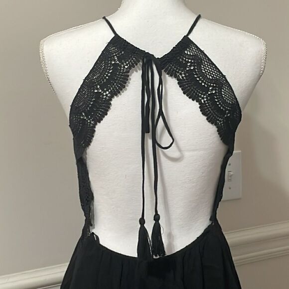 NWOT Lulu's Black Lined Halter Dress Lace Tie Size M Medium - Picture 5 of 10
